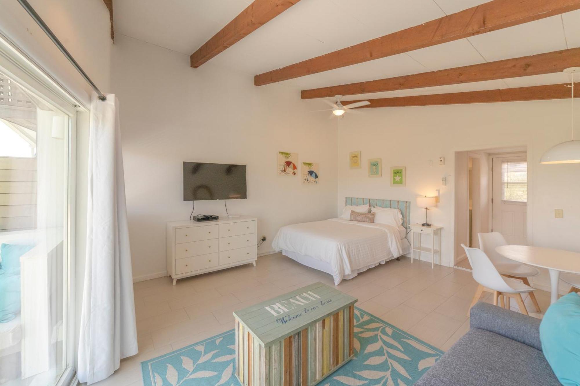 Driftwood Resort On The Ocean مونتوك المظهر الخارجي الصورة
